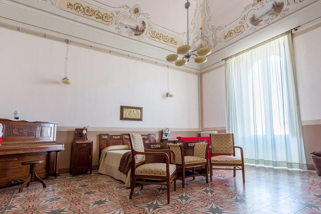 Palazzo Vallebona 갈리폴리 외부 사진