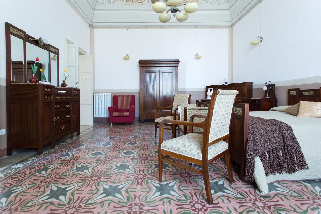 Palazzo Vallebona 갈리폴리 외부 사진